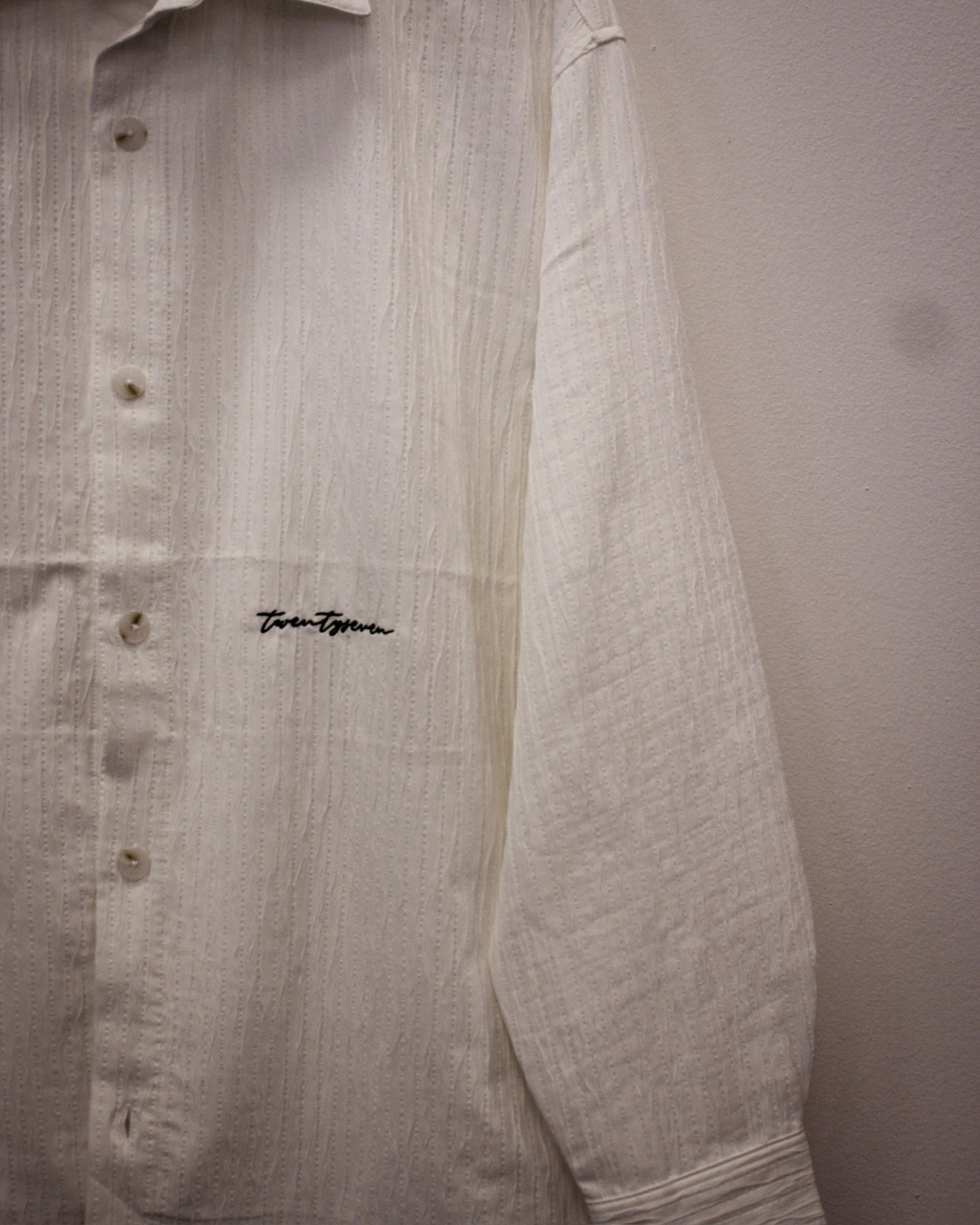 27 Textured Shirt