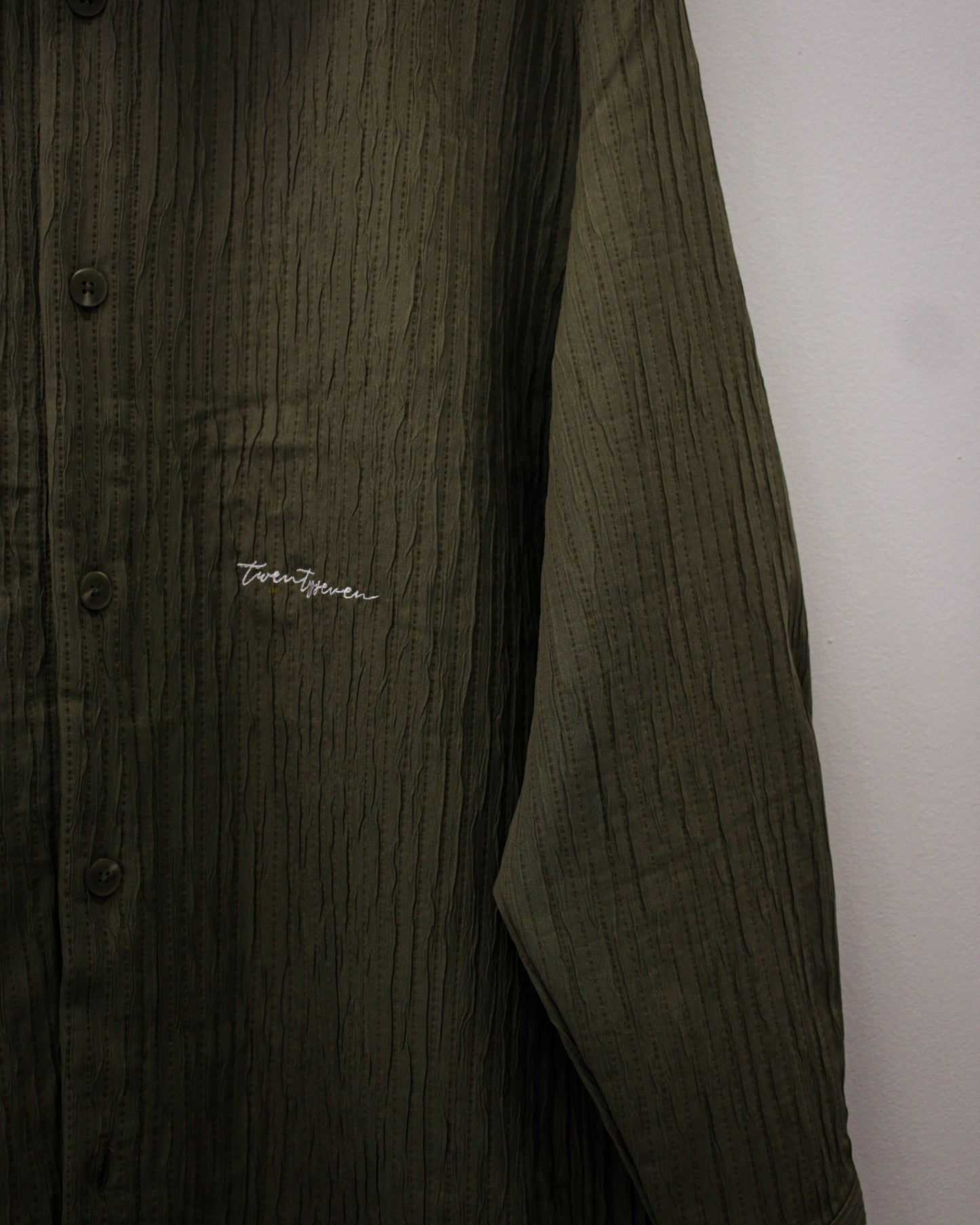 27 Textured Shirt